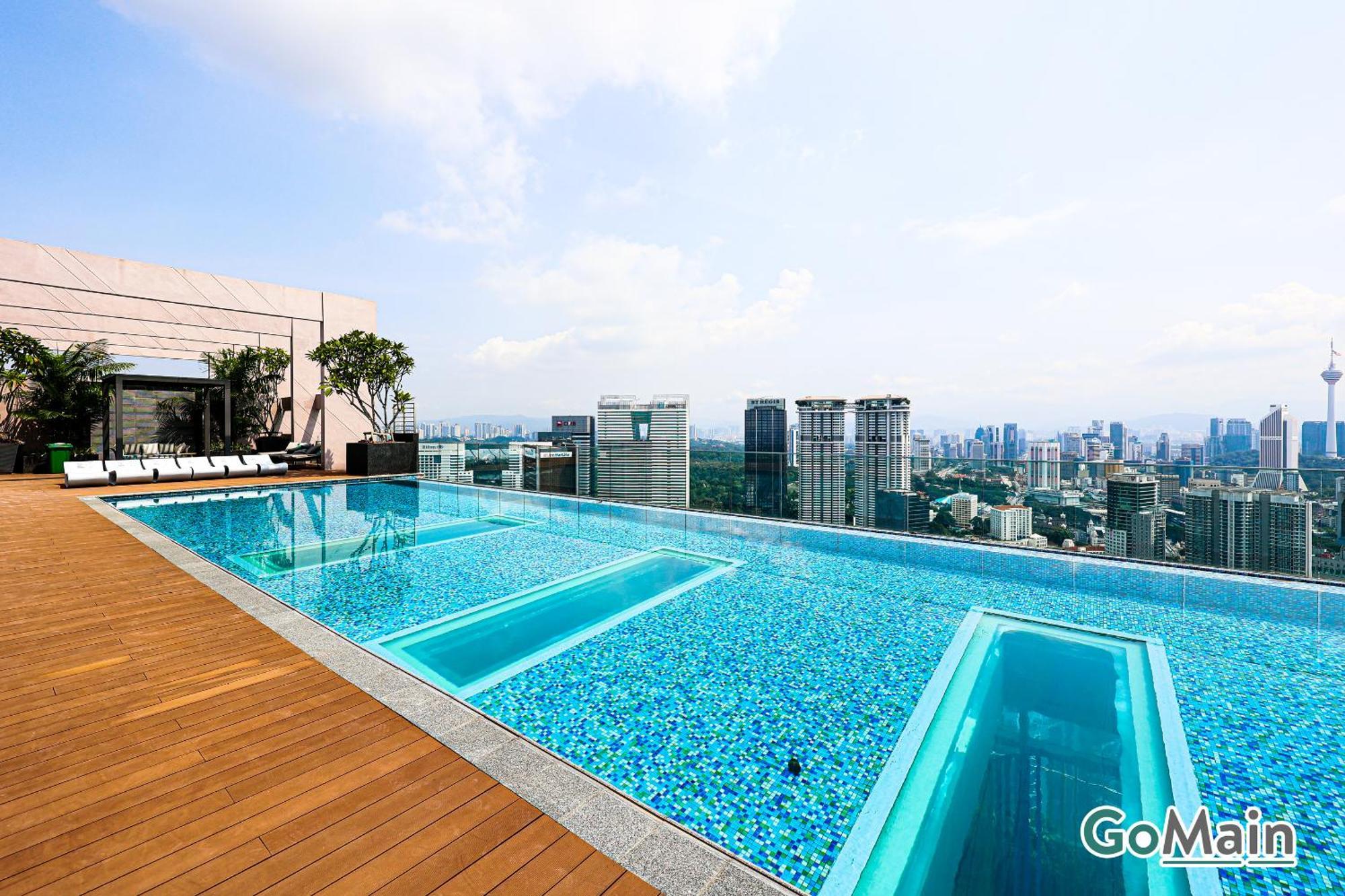 Skypool With Klcc View - Kl Sentral Riveria Near Kl Centre Klcc Apartment *