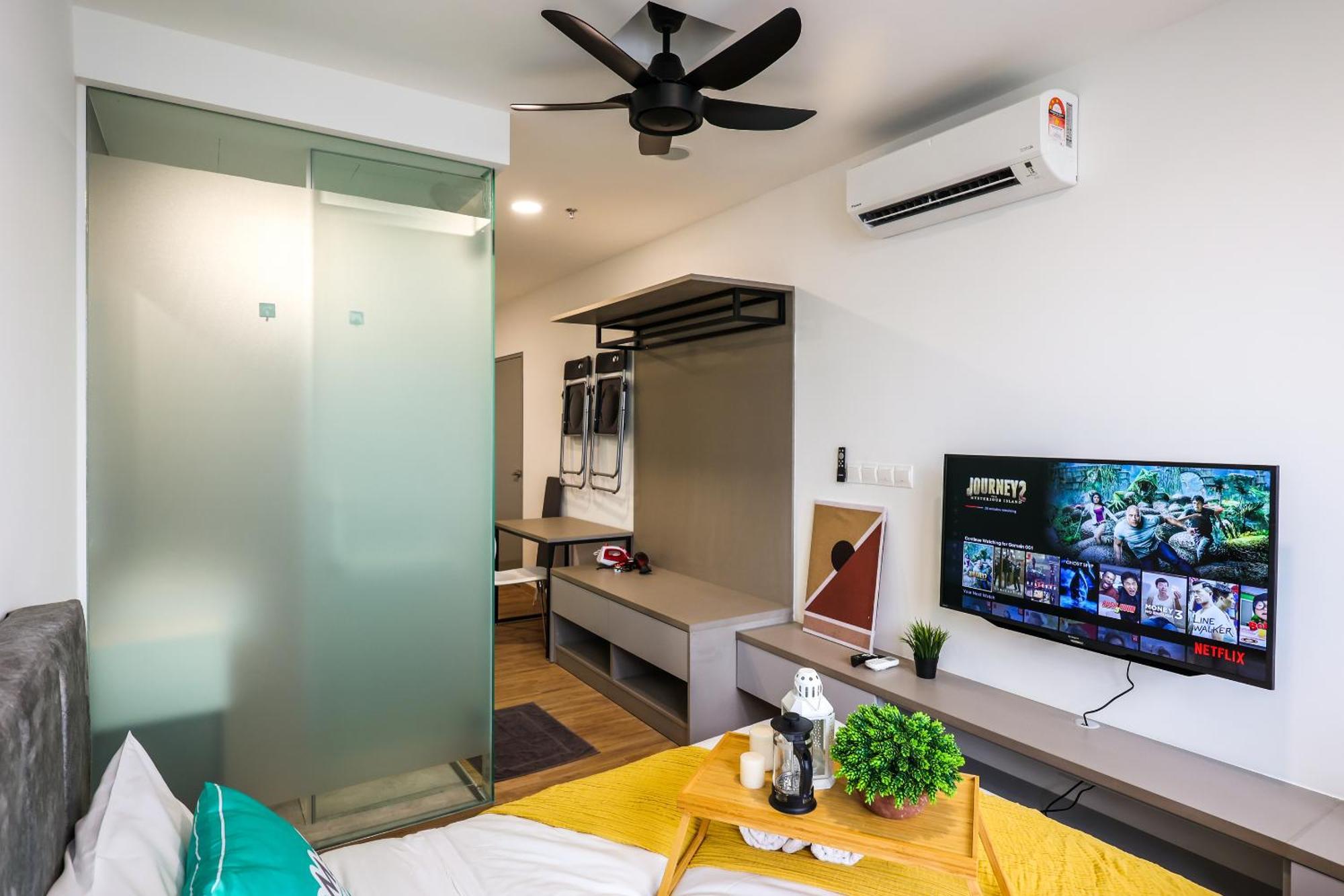 Apartment Skypool With Klcc View - Kl Sentral Riveria Near Kl Centre Klcc Kuala Lumpur
